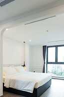 CityHouse - El Pino Realm