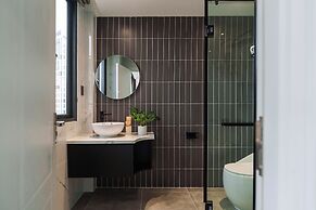 CityHouse - El Pino Realm