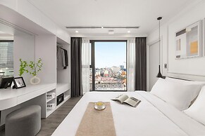 CityHouse - El Pino Realm