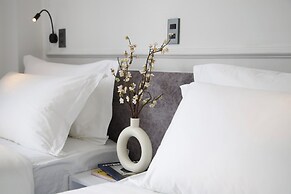 CityHouse - El Pino Realm