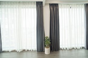 CityHouse - El Pino Realm