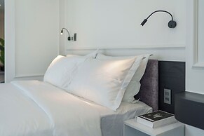 CityHouse - El Pino Realm