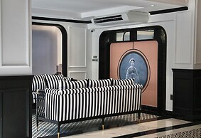 CityHouse - El Pino Realm