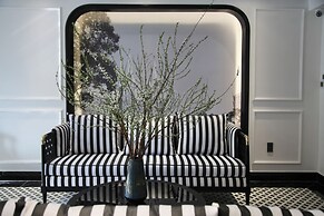 CityHouse - El Pino Realm