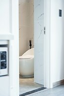 CityHouse - El Pino Realm