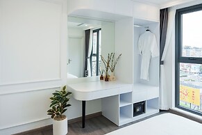 CityHouse - El Pino Realm