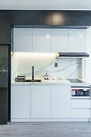 CityHouse - El Pino Realm