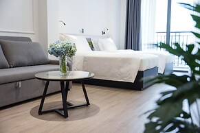 CityHouse - El Pino Realm