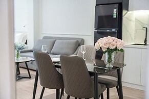 CityHouse - El Pino Realm