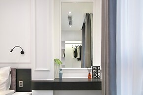 CityHouse - El Pino Realm