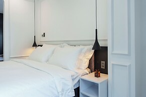 CityHouse - El Pino Realm