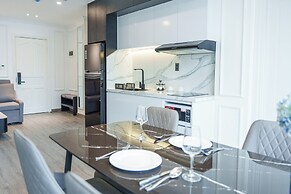 CityHouse - El Pino Realm