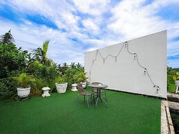 White Cubes Villas