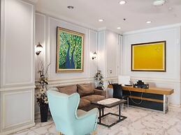 Amerta Room Metropolitan Park