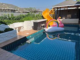 Hua Hin Pool Villa and Pool Table With 3 Bedrooms, 3 Bathrooms Near Ch