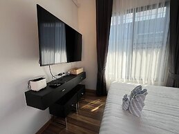 Hua Hin Pool Villa and Pool Table With 3 Bedrooms, 3 Bathrooms Near Ch