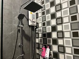 Hua Hin Pool Villa and Pool Table With 3 Bedrooms, 3 Bathrooms Near Ch