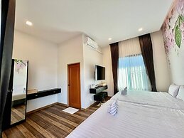 Hua Hin Pool Villa and Pool Table With 3 Bedrooms, 3 Bathrooms Near Ch