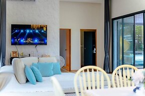 Hua Hin Pool Villa and Pool Table With 3 Bedrooms, 3 Bathrooms Near Ch