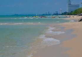 Hua Hin Pool Villa and Pool Table With 3 Bedrooms, 3 Bathrooms Near Ch