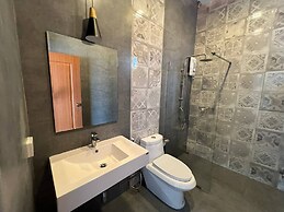 Hua Hin Pool Villa and Pool Table With 3 Bedrooms, 3 Bathrooms Near Ch