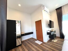 Orange Private Pool Villa, Near Cham Am Beach