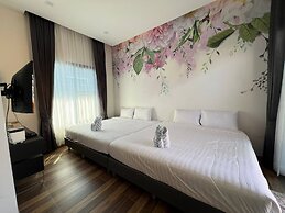 Hua Hin Pool Villa and Pool Table With 3 Bedrooms, 3 Bathrooms Near Ch