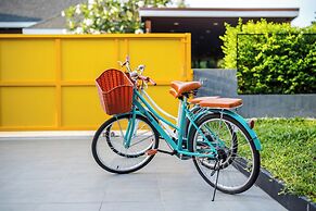 Hua Hin Pool Villa and Pool Table With 3 Bedrooms, 3 Bathrooms Near Ch