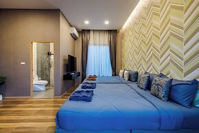 Orange Private Pool Villa, Near Cham Am Beach