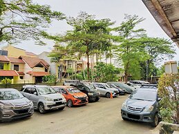 The Royale Sentra Tower Kuning