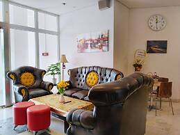 Royale Signature Sapphire