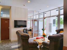 Royale Signature Sapphire