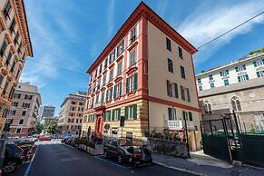 Central Flat In Genova