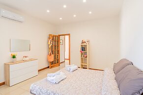 Bright Apartment Private Parking Naples