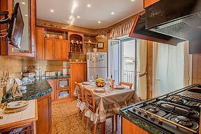 Bright Apartment Private Parking Naples