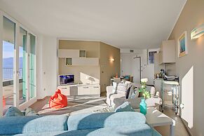 Sogno Sul Lago Lake Front