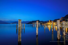 Sogno Sul Lago Lake Front