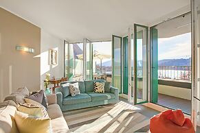 Sogno Sul Lago Lake Front