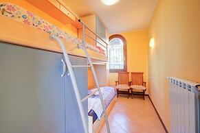 John's House-Lakeview & shared pool