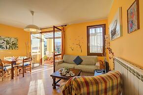 John's House-Lakeview & shared pool