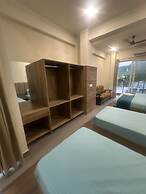 Yes Hotel By The Ganges