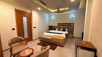 Yes Hotel By The Ganges