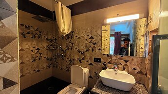 Yes Hotel By The Ganges