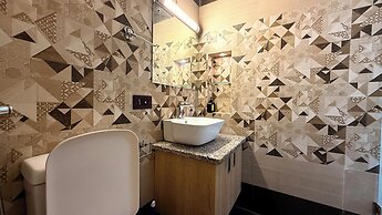 Yes Hotel By The Ganges