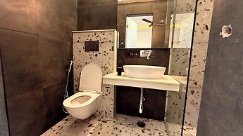 Yes Hotel By The Ganges