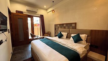 Yes Hotel By The Ganges