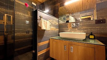 Yes Hotel By The Ganges