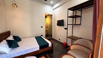 Yes Hotel By The Ganges