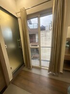 Yes Hotel By The Ganges