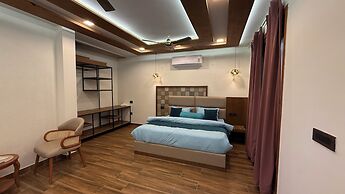 Yes Hotel By The Ganges